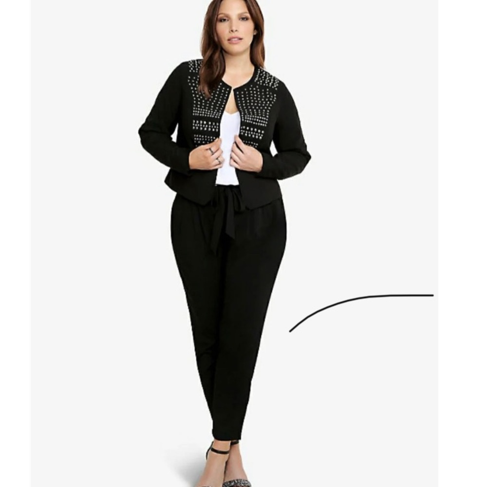 Crop Studded Blazer - Picture 2 of 6